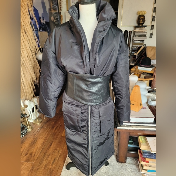 Maniere De Voir Black Puffer Jacket with Corset Detail - Picture 5 of 11